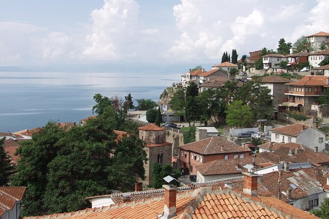 City of Ohrid Sightseeing Tour - Stop 1: Monument St. Kliment Ohridski and the Cyrillic connection