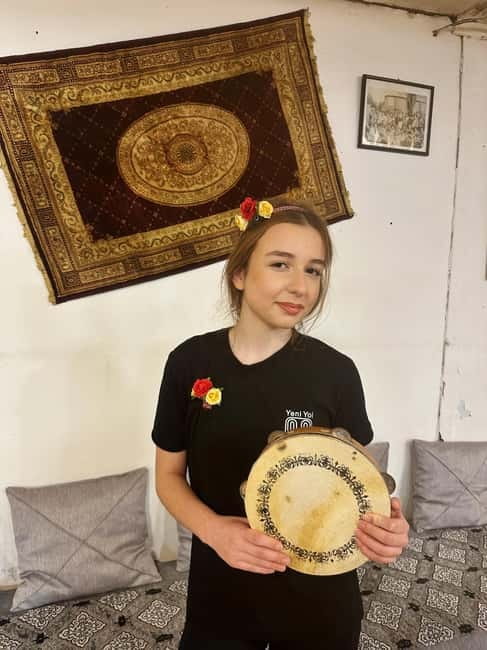 Explore Skopje With Traditional Dances - The Studio Setup: Mirrors, Chairs, and Clear Guidance