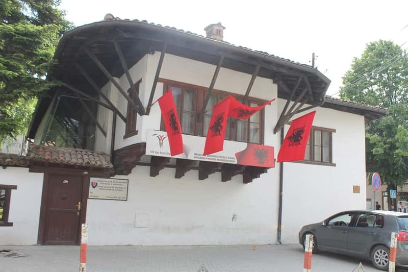 From Skopje:Kosovo in a Day-Group Tour to Pristina & Prizren - Lunch Break: How to Spend the Time Without Losing the Day