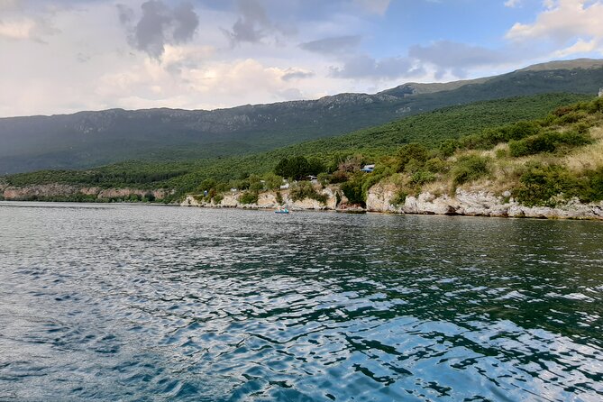 Full-Day Private Lake Ohrid and Albania Tour from Ohrid - Transportation comfort and how long you will actually walk