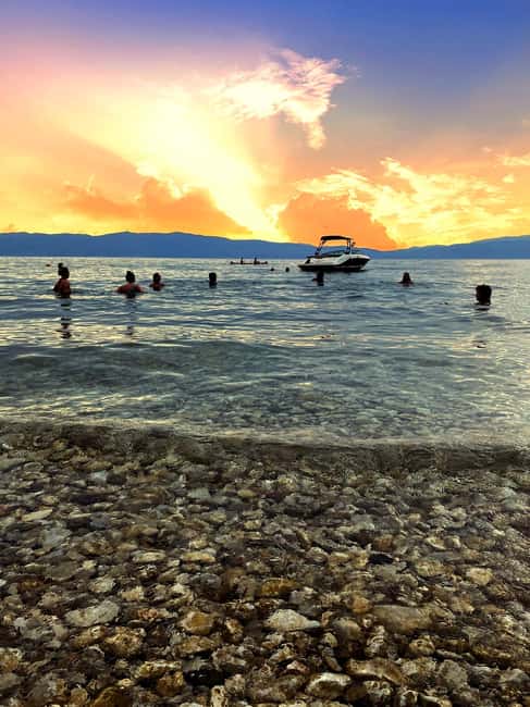 Lake Ohrid: Boat tour Bay of Bones, Sv. Naum with BBQ - Bay of Bones museum stop: where the lake turns prehistoric