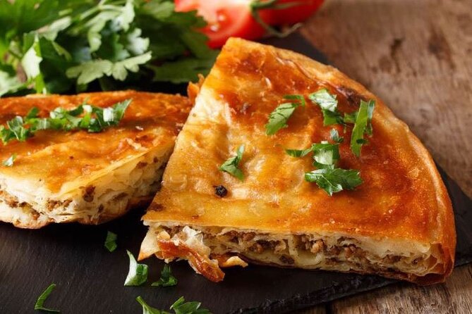 Ohrid cooking classes - Outdoor lunch and the country-house setting
