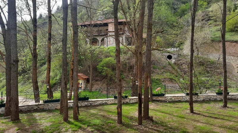 Ohrid: Monastery Winery Tour and Wine Tasting - Inside the winery: a guided look at the cellar and the work