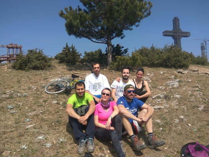 Skopje Hike: Millennium Cross Adventure - Coffee, conversation, and local food on the way up