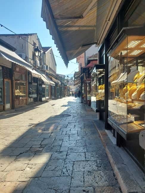 Skopje: Old town walking tour & Food tasting - Key Highlights You’ll Actually Care About