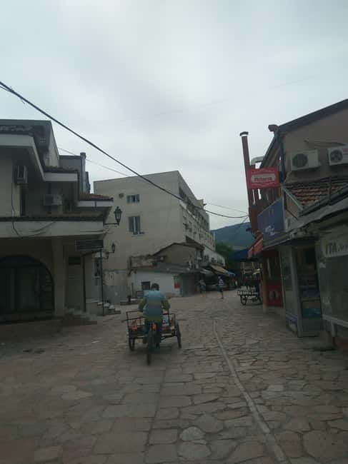 Skopje Tasting Tour: The 5 Tastes of Skopje in the Old Town - Should you book the 5 Tastes of Skopje Old Town tour?