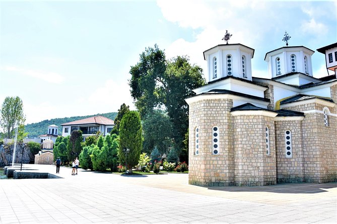 Struga, cave churches and Vevchani springs tour from Ohrid - Struga and the Drim River Lock: a calm start with real local scenery